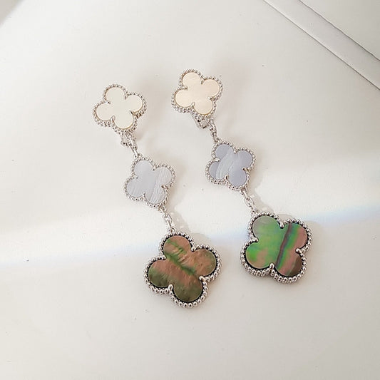 [Vicky]CLOVER 3 MOTIFS CHALCEDONY DARK MOP SILVER EARRINGS