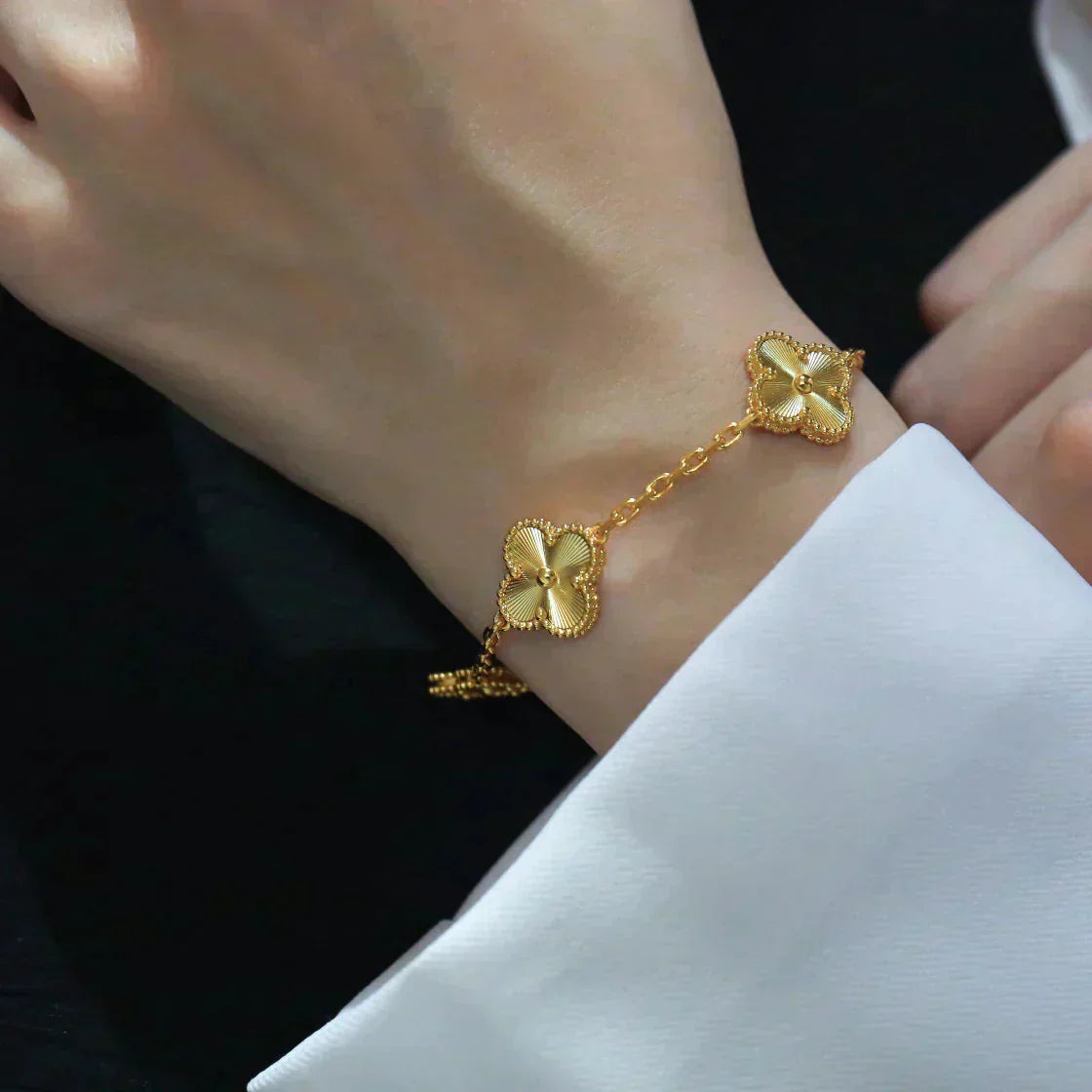 [Vicky]CLOVER 5 FLOWERS LASER BRACELET
