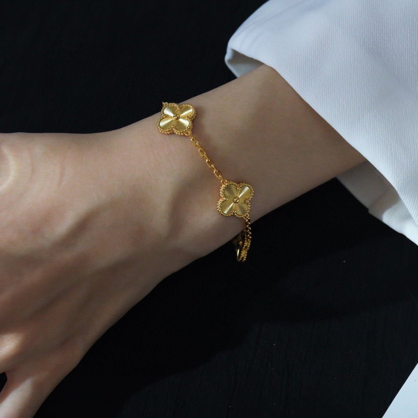 [Vicky]CLOVER 5 FLOWERS LASER BRACELET
